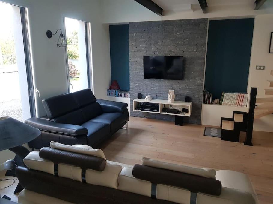 9 Pers 160 M² +Jardin- 10Mn Nantes -30Mn Mer Bouguenais Kültér fotó